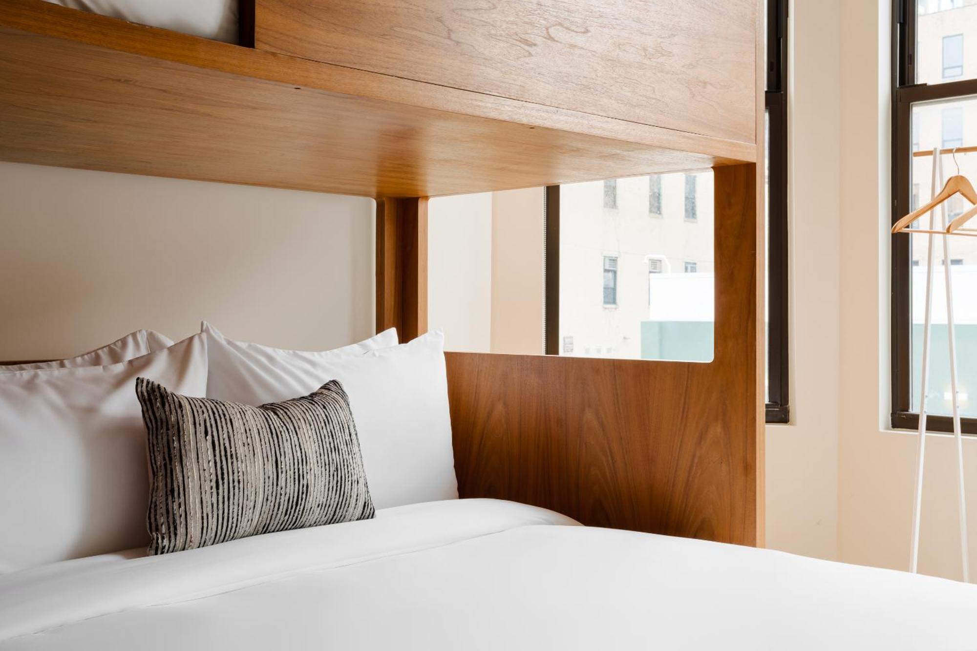 Found Hotel Chicago River North Extérieur photo